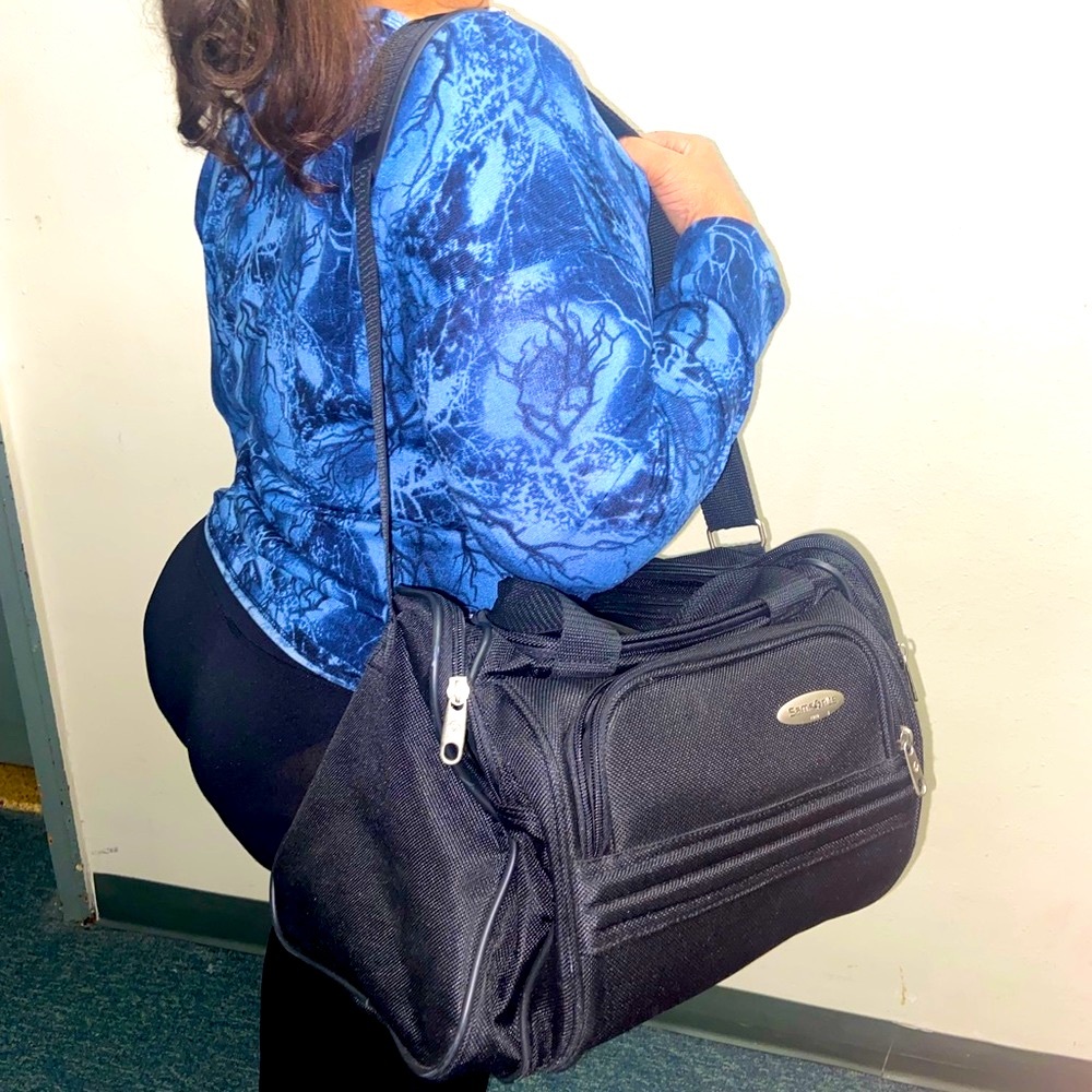 Samsonite Duffle Hand Bag Travel bag carry on
